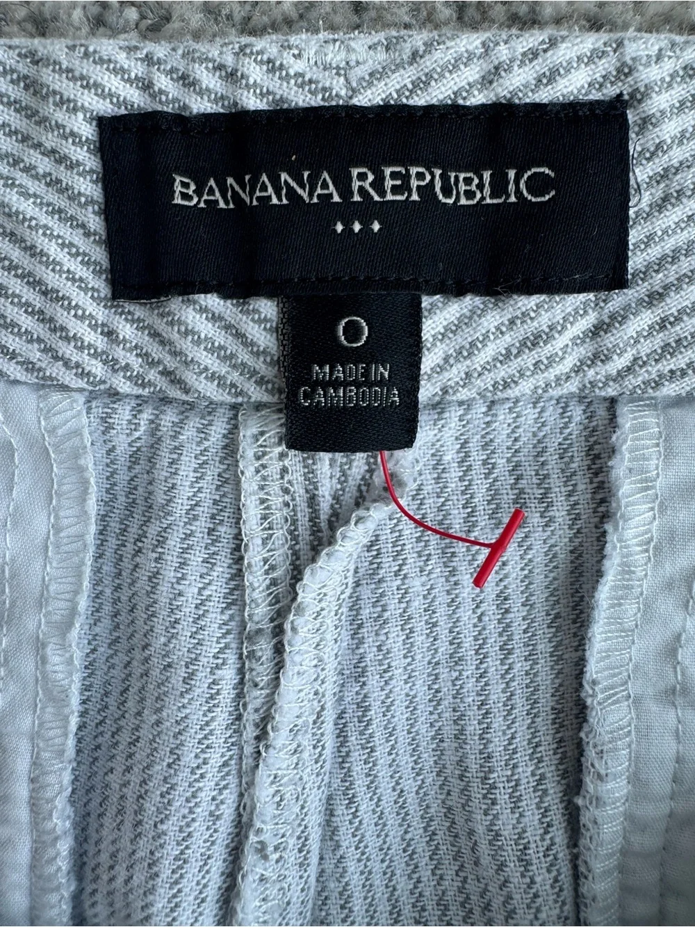 NWOT Banana Republic Grey & White Striped Linen Blend Tailored Shorts Size 0 XS
